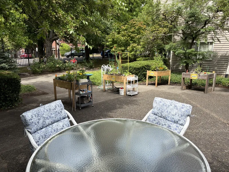 The Creston | Assisted Living