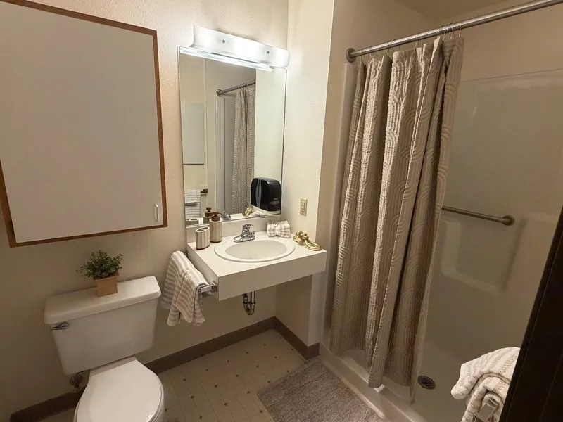 The Creston | Assisted Living